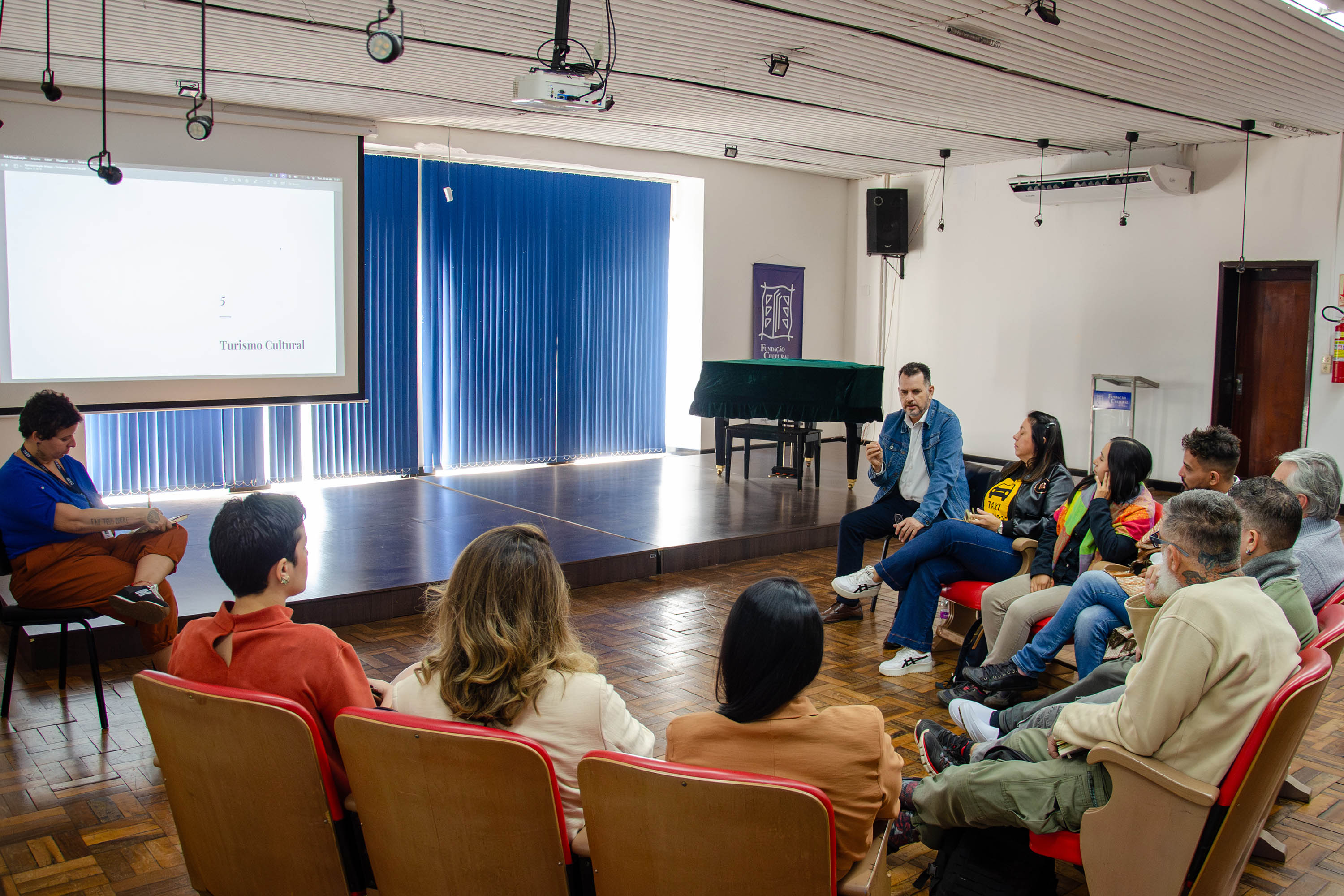 seminário Foz do Iguaçu sobre o Pompidou