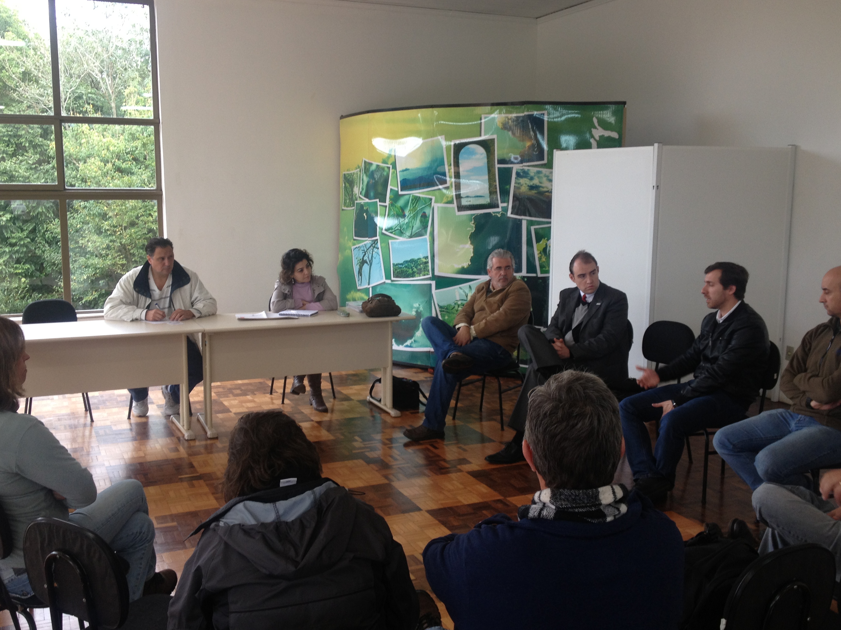 Encontro para debater as ações para fomentar o turismo na região dos Campos Gerais e no entorno do Parque Estadual de Vila Velha