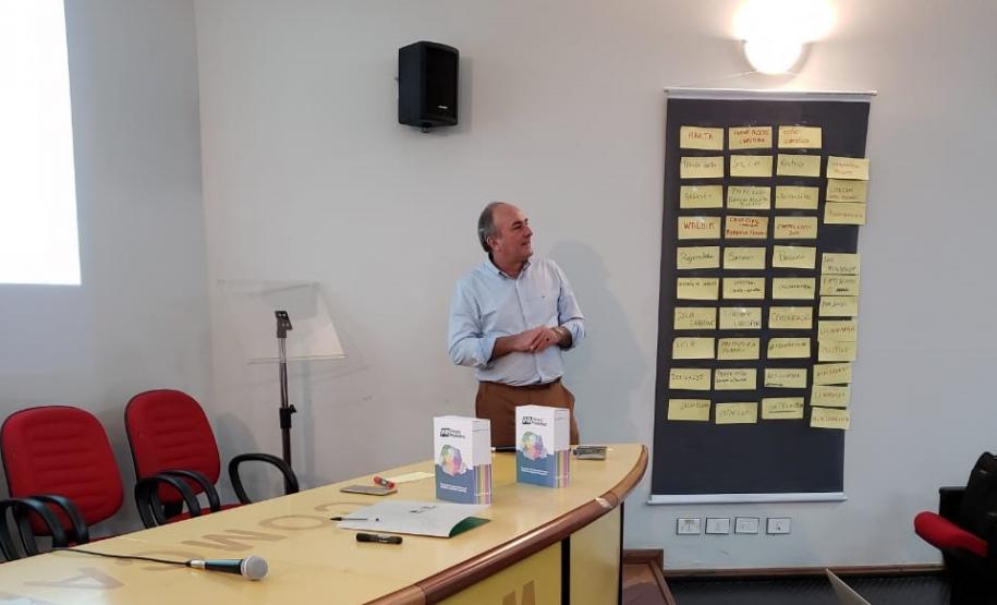 Apoio à instituição da Governança Regional do Programa Paraná