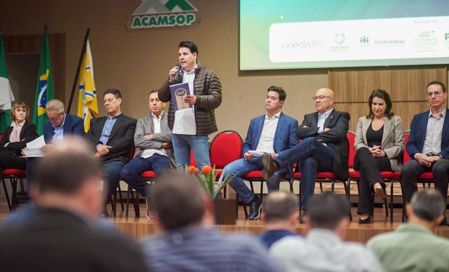 Palestrante apresentado seu projeto