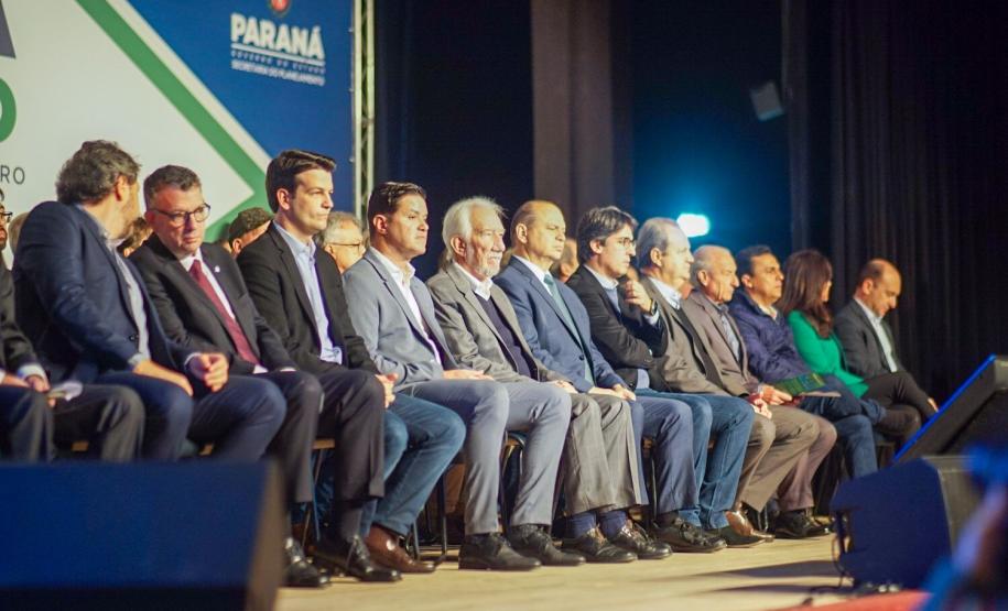 Começa nova fase do Paraná Produtivo, programa que dá voz às regiões no planejamento estadual