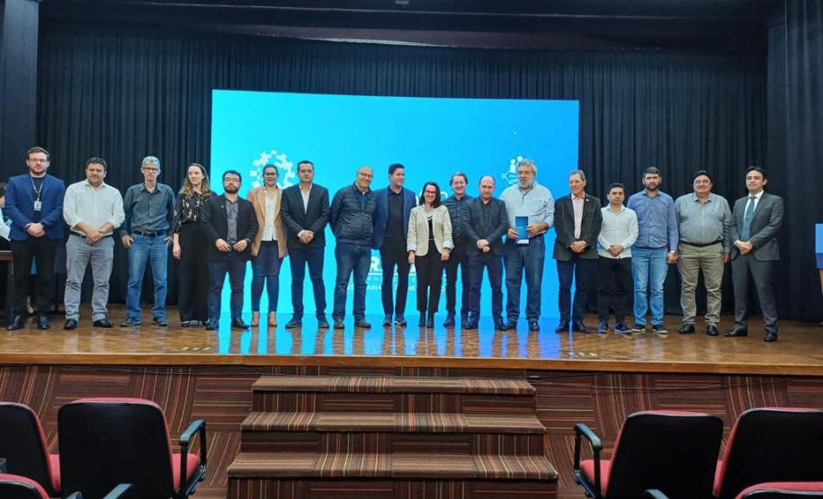 Estado apresenta resultados do planejamento regional e reforça apoio ao pleitos no PPA