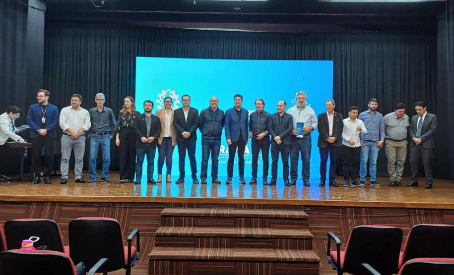 Estado apresenta resultados do planejamento regional e reforça apoio ao pleitos no PPA