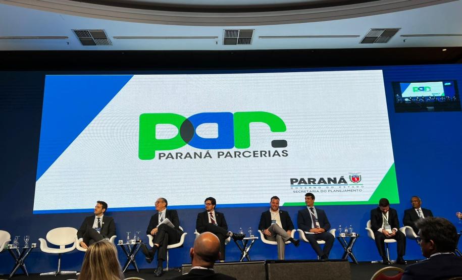 Parcerias e concessões do Paraná são apresentadas em evento da área em Minas Gerais