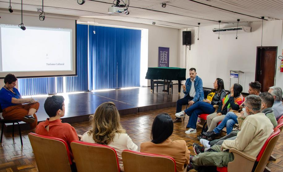 seminário Foz do Iguaçu sobre o Pompidou