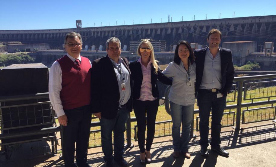 "Espaço Ambiental do Iraí" e alternativas de soluções sustentáveis com Itaipu e Lactec
