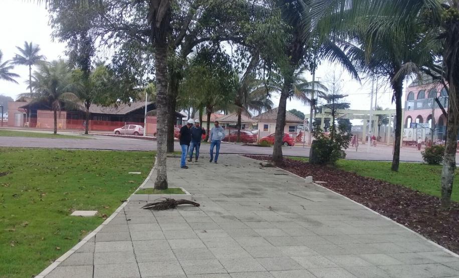 Entorno do Aquário Marinho de Paranaguá Entorno do Aquário Marinho de Paranaguá