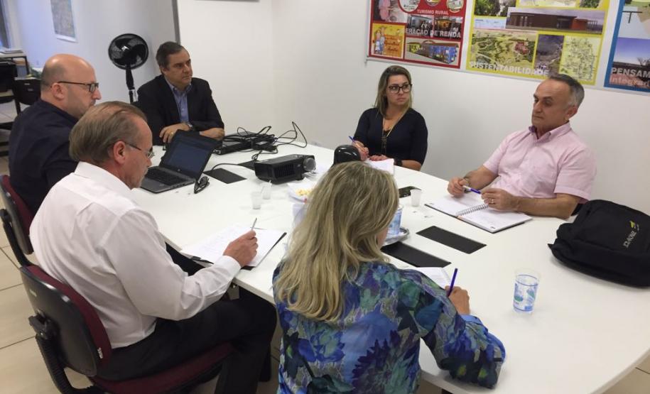 APÓS BOAT SHOW SOBRE TURISMO NÁUTICO EM SÃO PAULO, ITAIPU BINACIONAL VISITA PARANÁ PROJETOS PARA POSSÍVEL PARCERIA APÓS BOAT SHOW SOBRE TURISMO NÁUTICO EM SÃO PAULO, ITAIPU BINACIONAL VISITA PARANÁ PROJETOS PARA POSSÍVEL PARCERIA