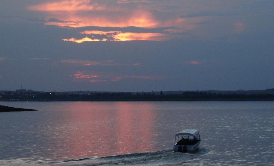 Paraná Projetos recebe a visita da Diretora de Turismo de Sertaneja Paraná Projetos recebe a visita da Diretora de Turismo de Sertaneja