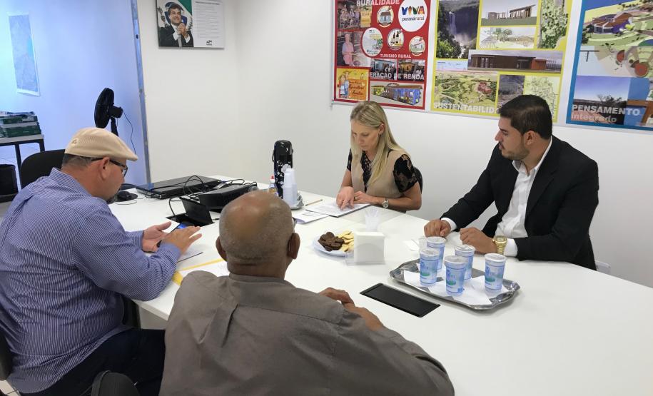 Revitalização do Córrego 215 Revitalização do Córrego 215