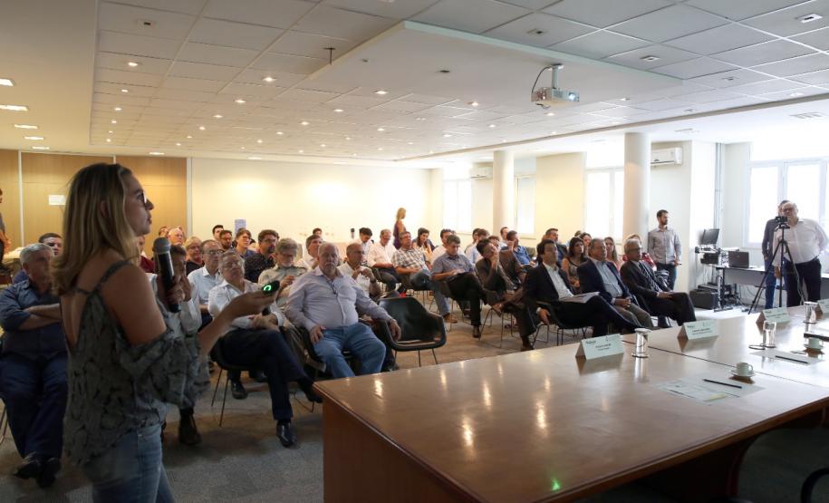 Angra Doce Paraná no Fórum Náutico Paulista Angra Doce Paraná no Fórum Náutico Paulista