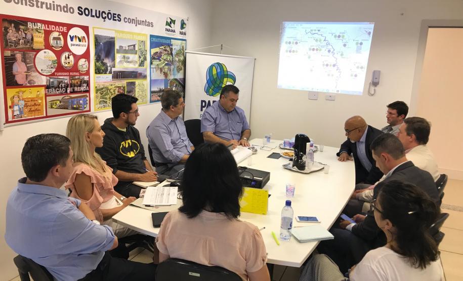 DESENVOLVIMENTO REGIONAL DO VALE DO IVAÍ DESENVOLVIMENTO REGIONAL DO VALE DO IVAÍ