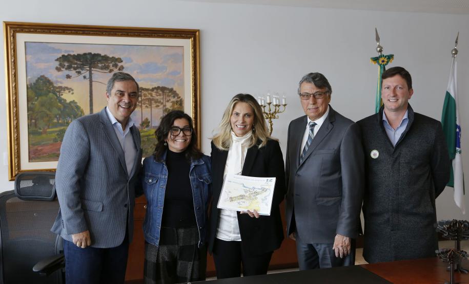 "Estrada Vale do Pirapó" "Estrada Vale do Pirapó"