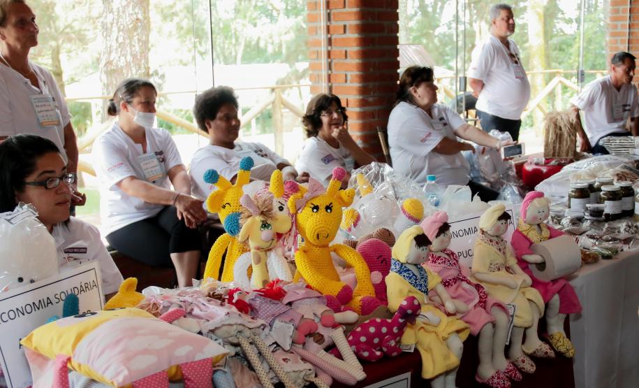 Paraná Projetos entrega plano de desenvolvimento do Vale do Ivaí.